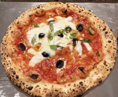 Pizzeria in vendita a Legnano, Centro