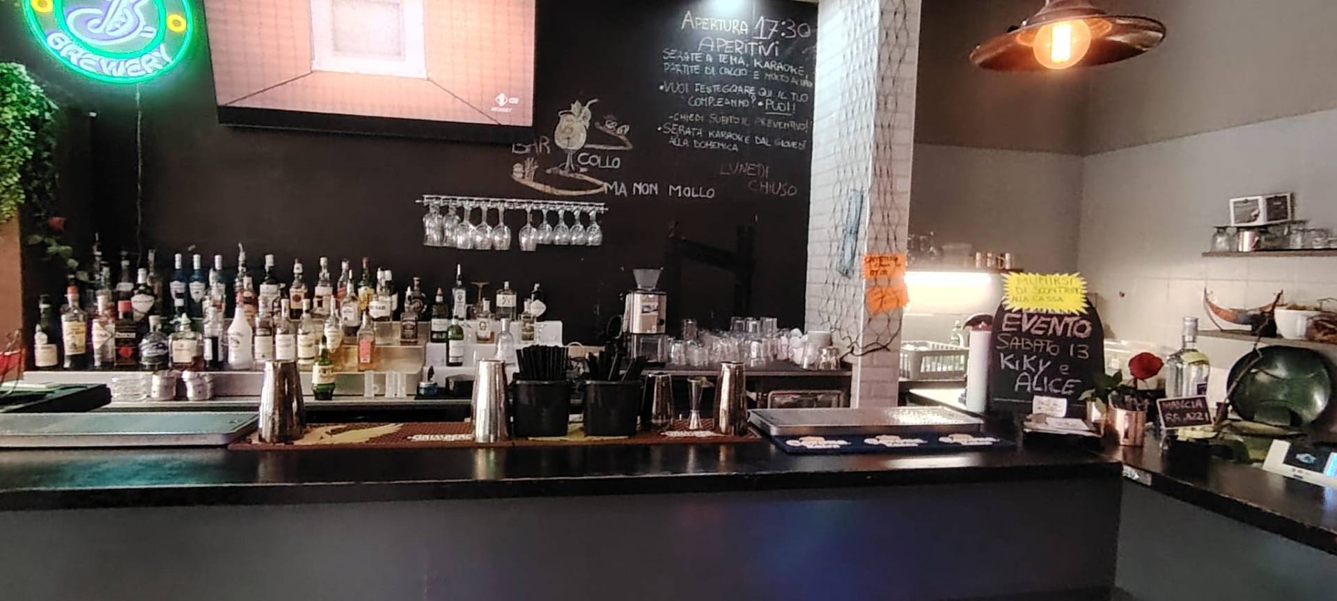 Bar in vendita a Castellanza