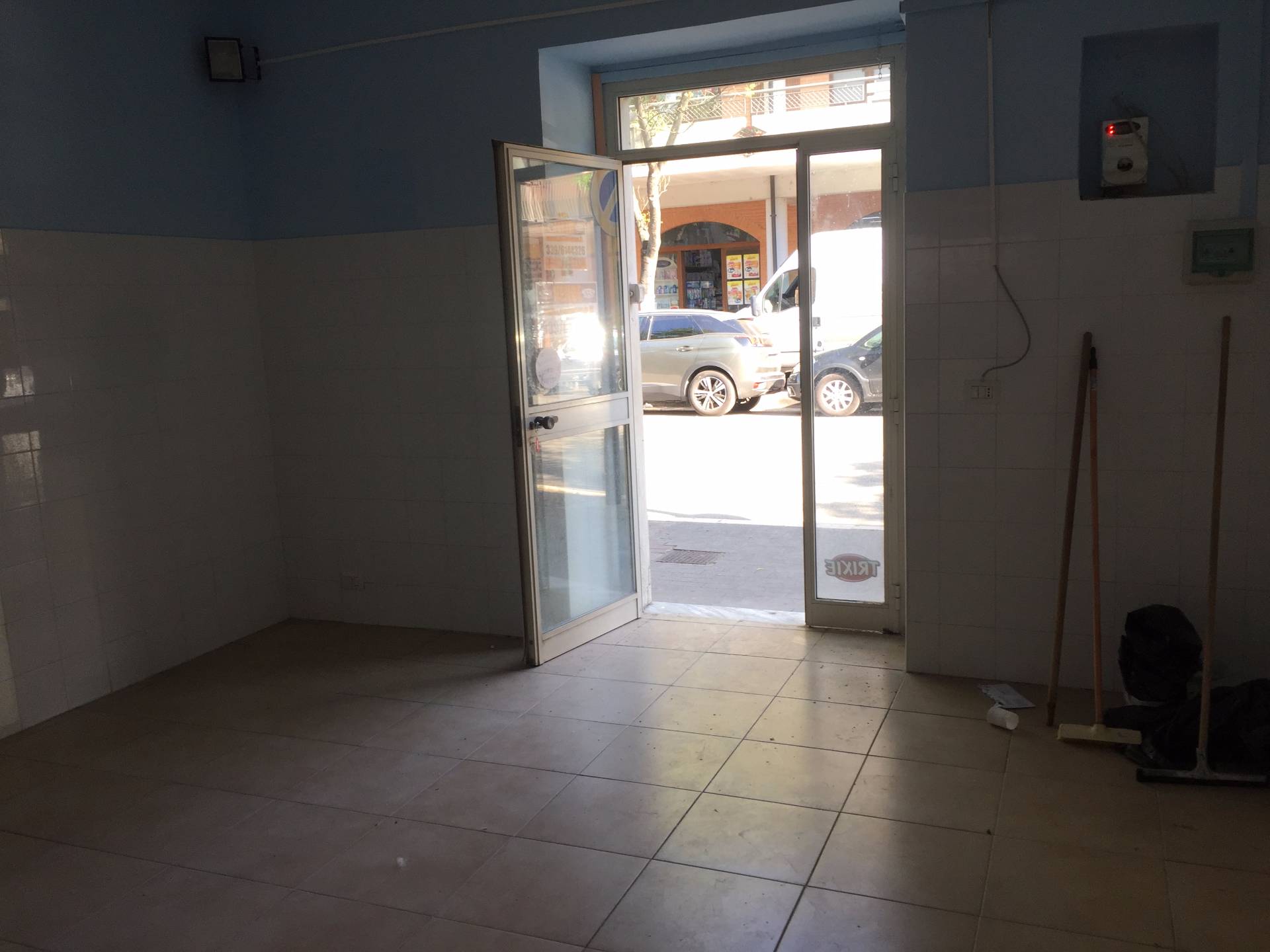 Locale commerciale in vendita a Telese Terme