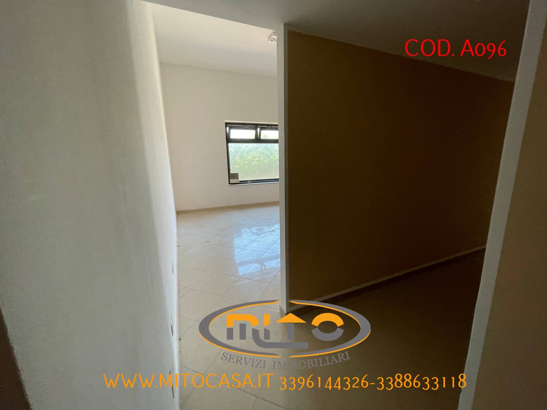 Locale commerciale in affitto a Telese Terme