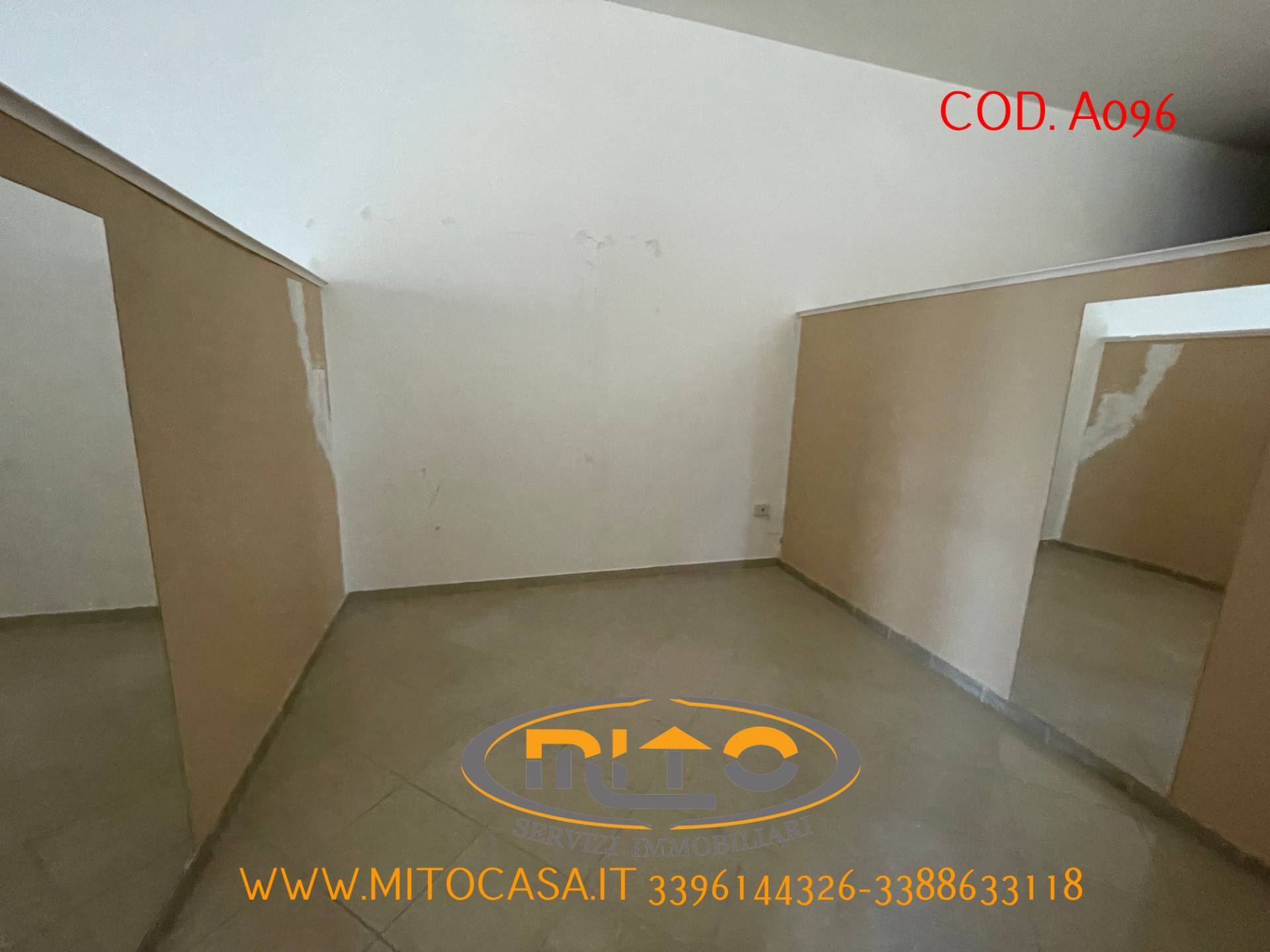 Locale commerciale in affitto a Telese Terme