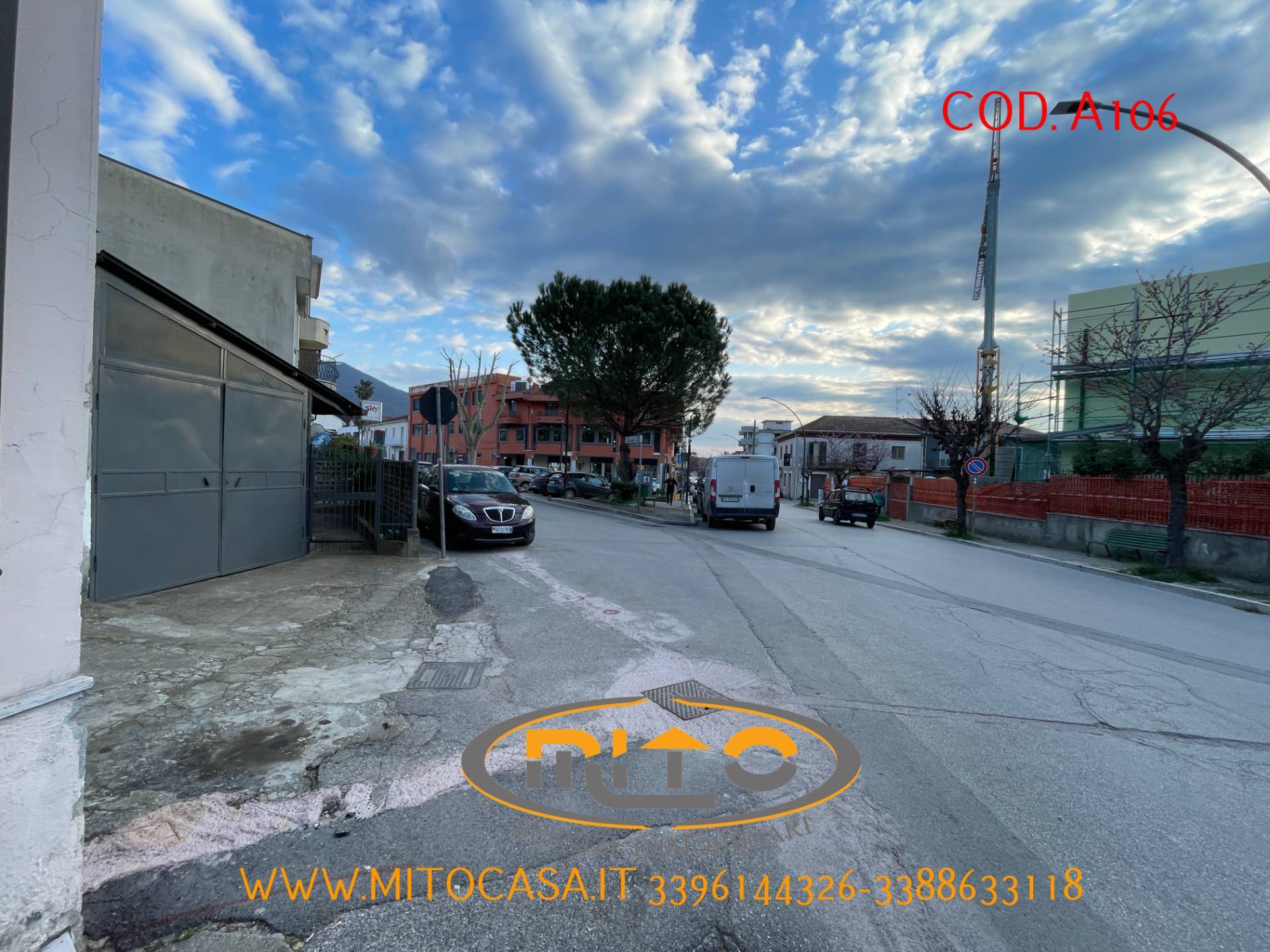 Locale commerciale in affitto a Telese Terme