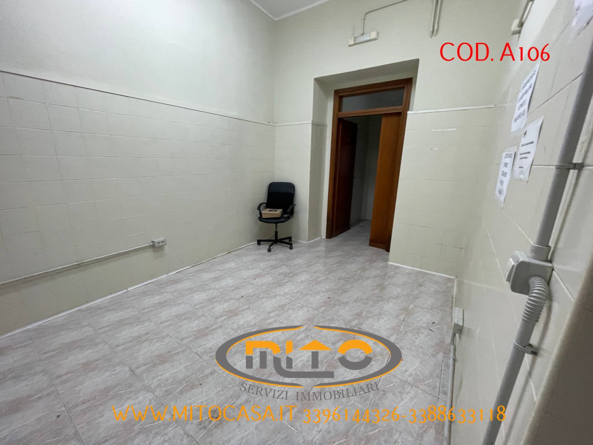 Locale commerciale in affitto a Telese Terme