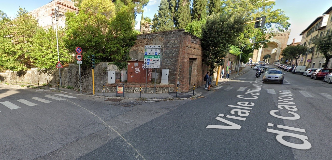 Posto auto coperto in vendita in via caduti di vicobello, Siena