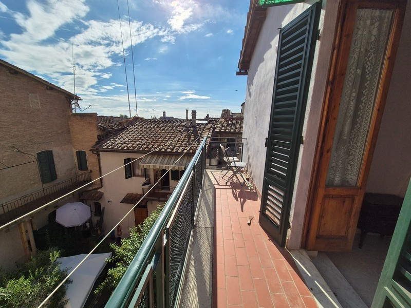 Quadrilocale in affitto in via della fonte, Siena