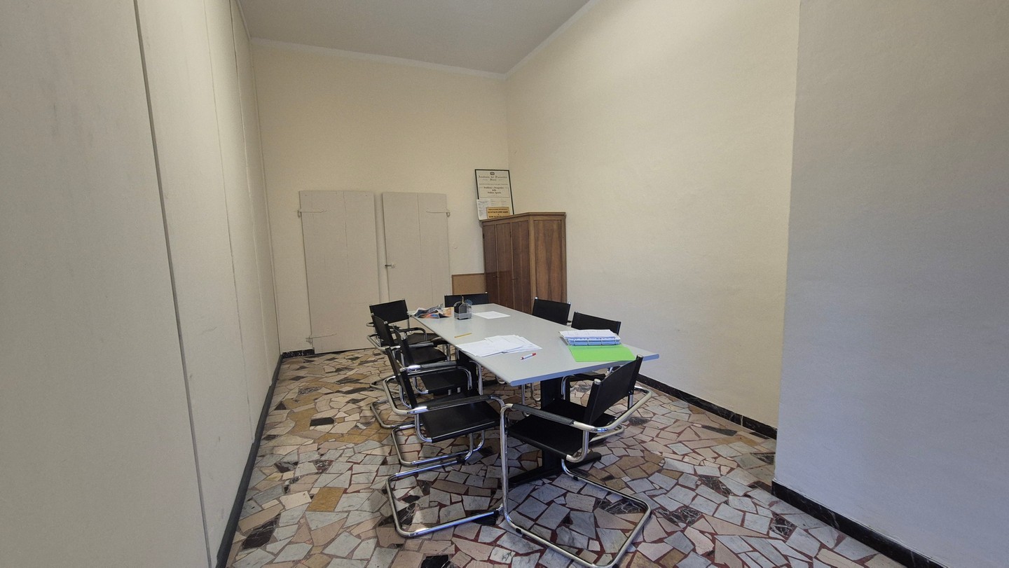 Ufficio in affitto in viale cavour, Siena