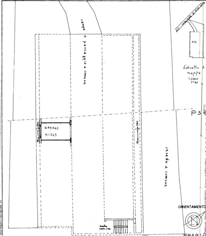 Posto auto coperto in vendita in via caduti di vicobello, Siena