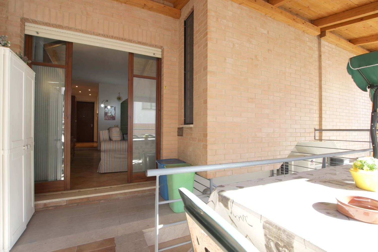 Casa indipendente con terrazzo in arbia, Asciano