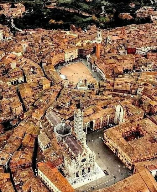 Attivit� commerciale in vendita in siena centro, Siena