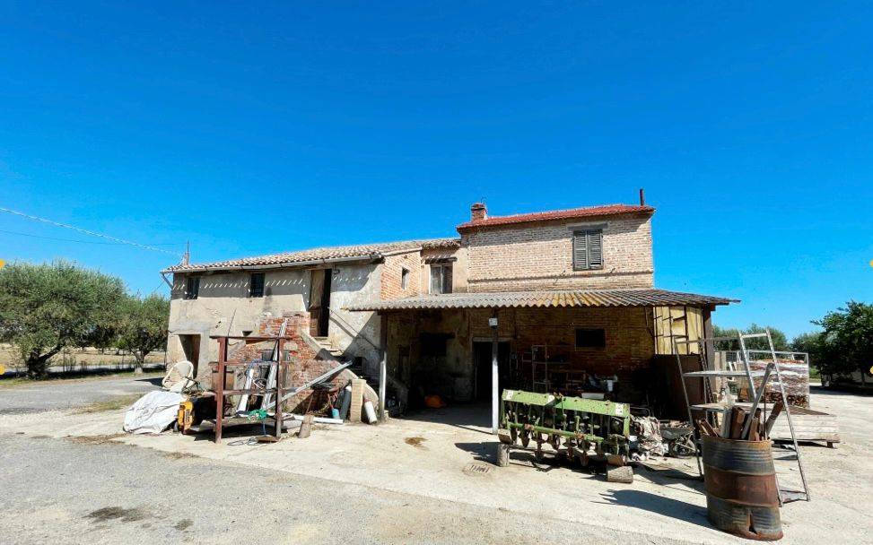 Rustico in vendita a Porto Recanati, Quartiere Nord - Scossicci