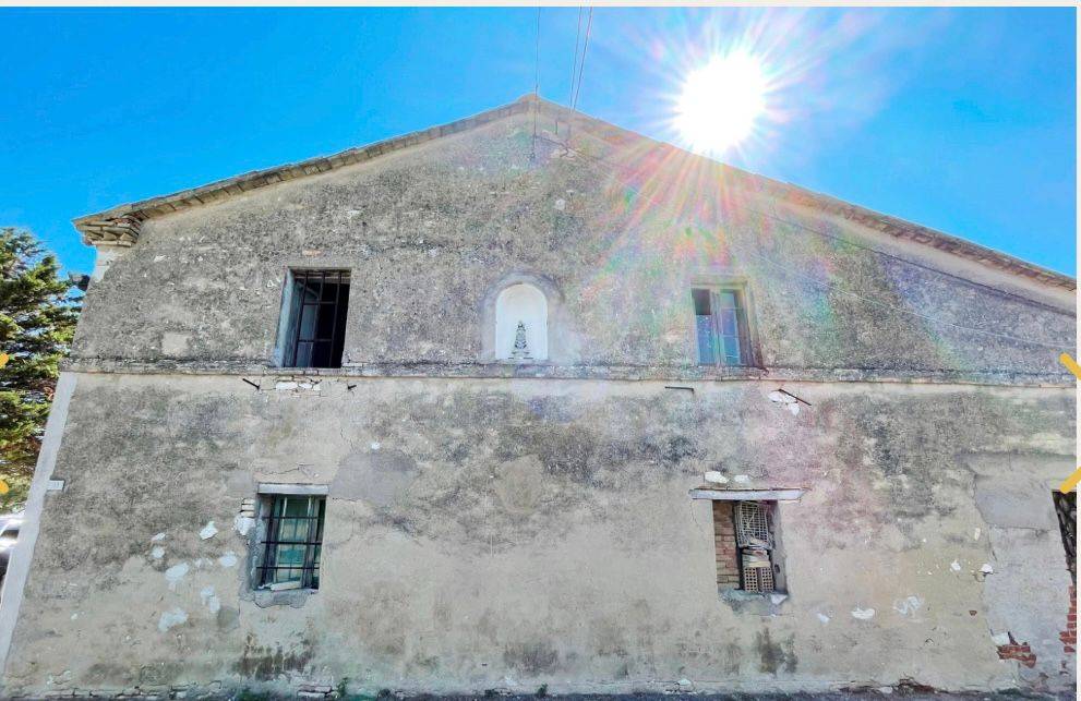 Rustico in vendita a Porto Recanati, Quartiere Nord - Scossicci