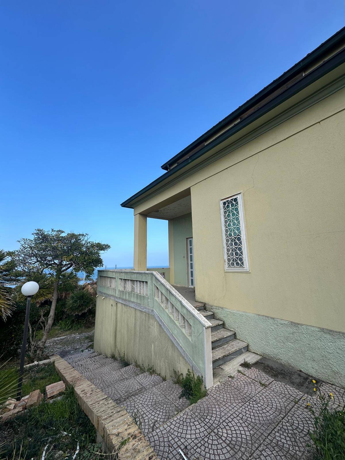 Casa singola in vendita a Ancona