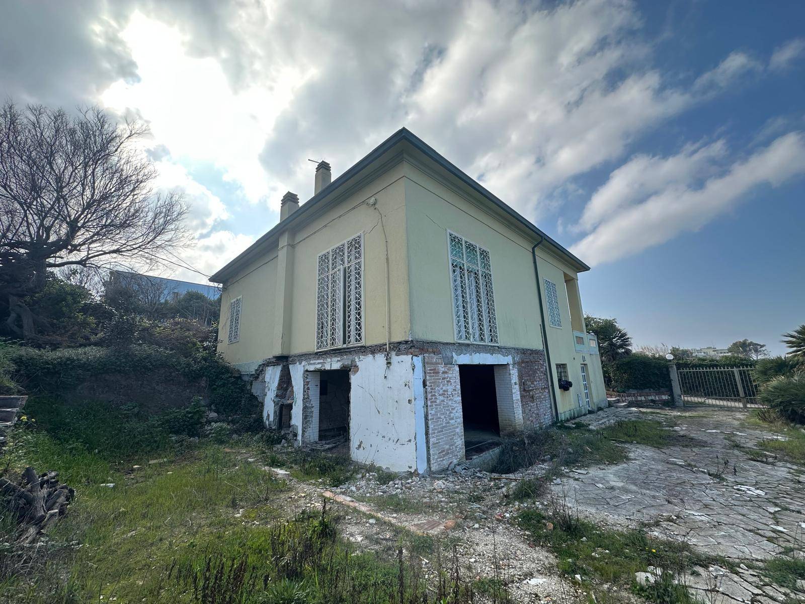 Casa singola in vendita a Ancona