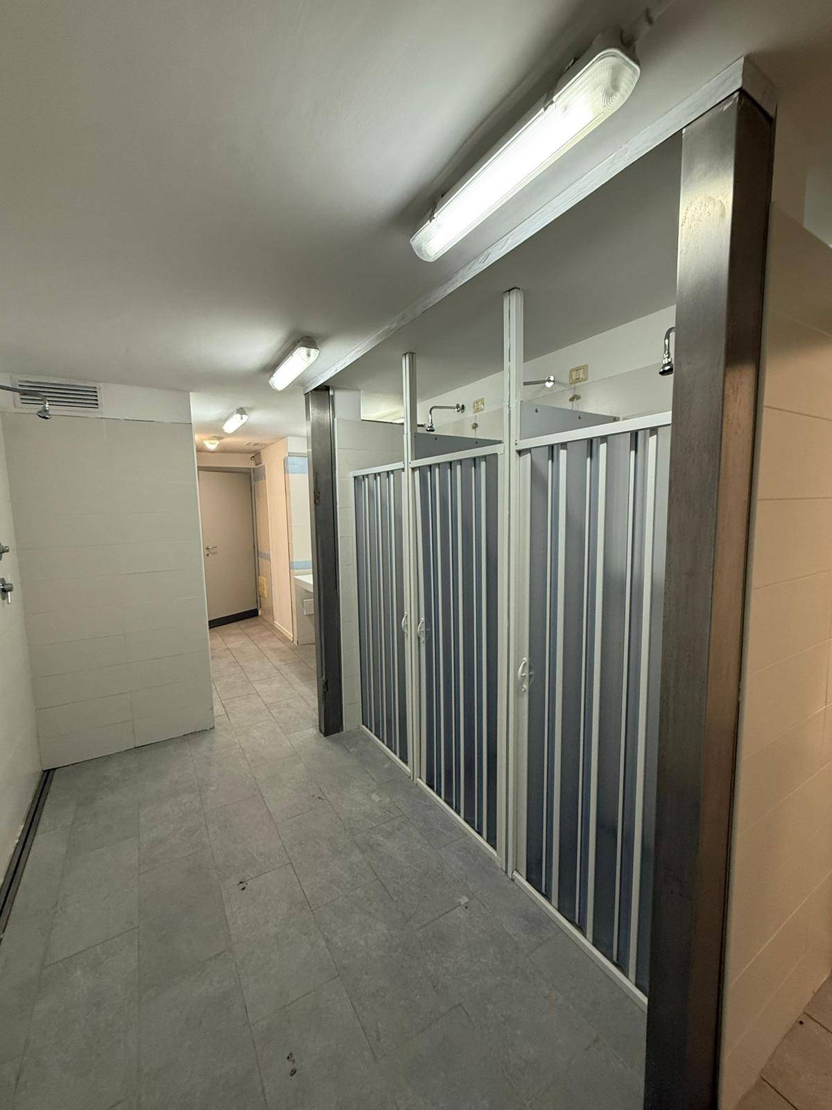 Locale commerciale in affitto a Recanati