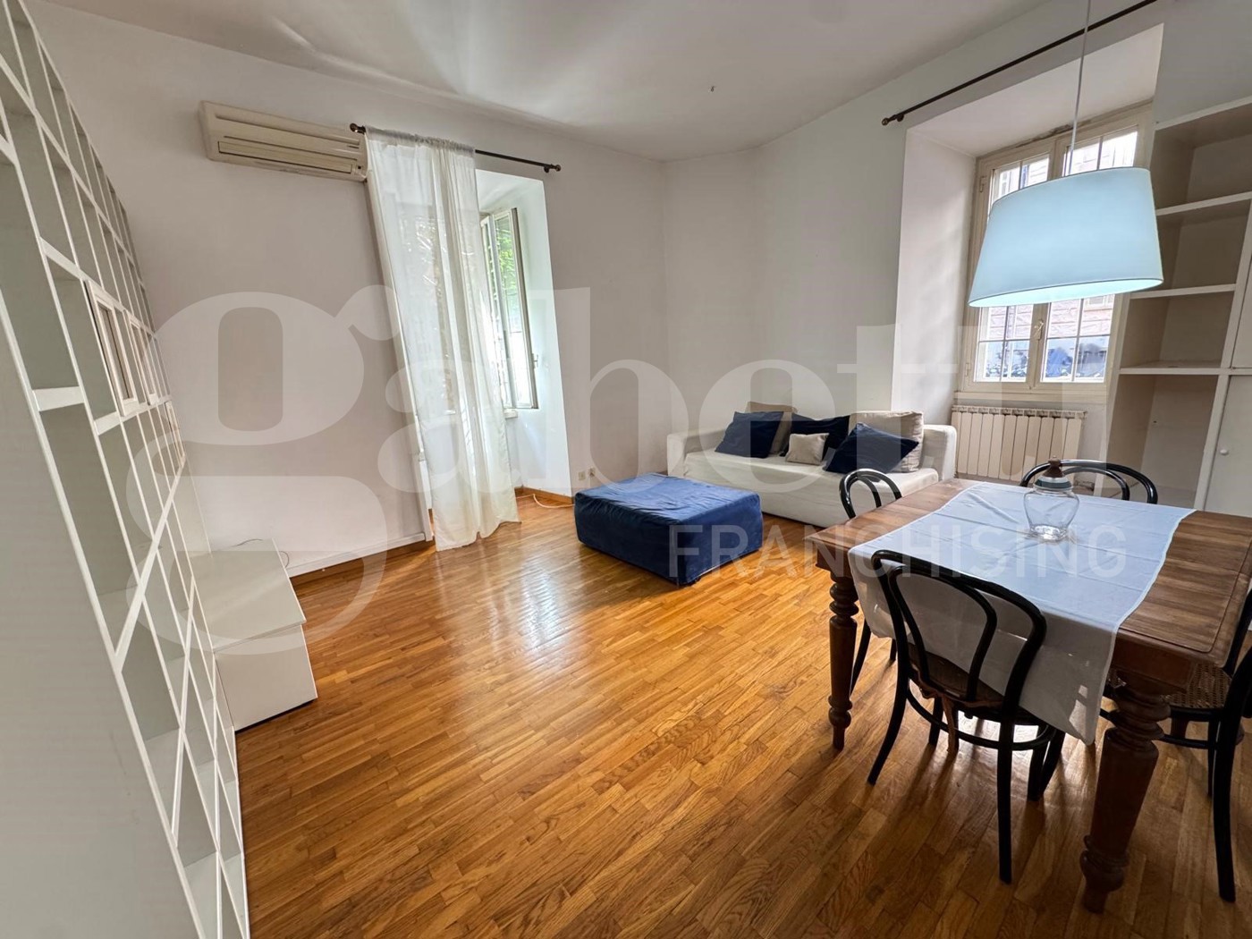 Trilocale da ristrutturare a Roma