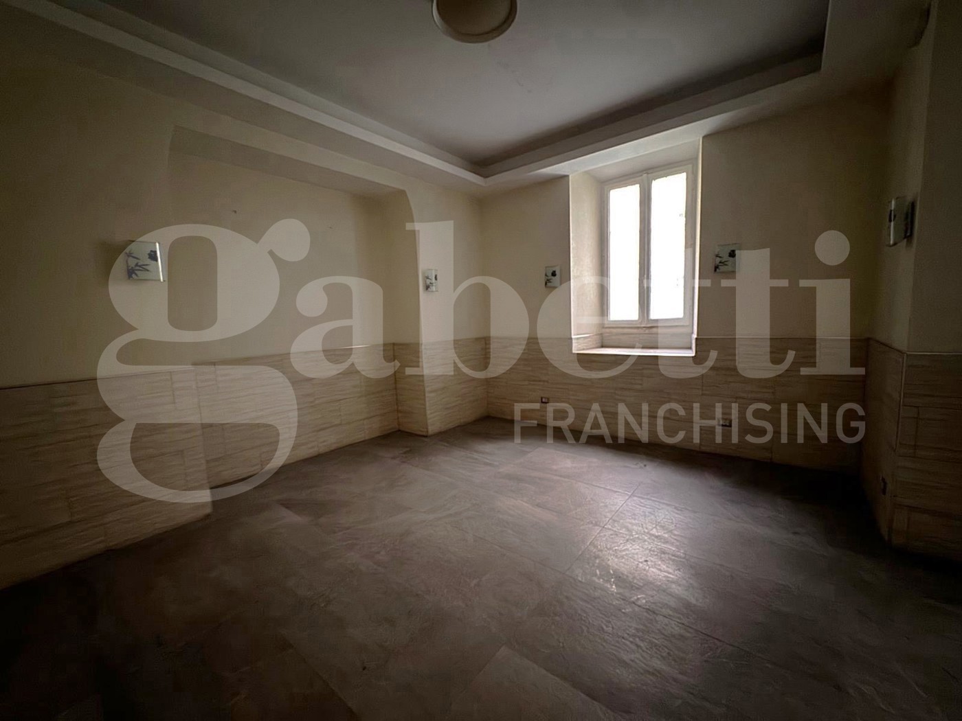 Negozio in vendita a Roma