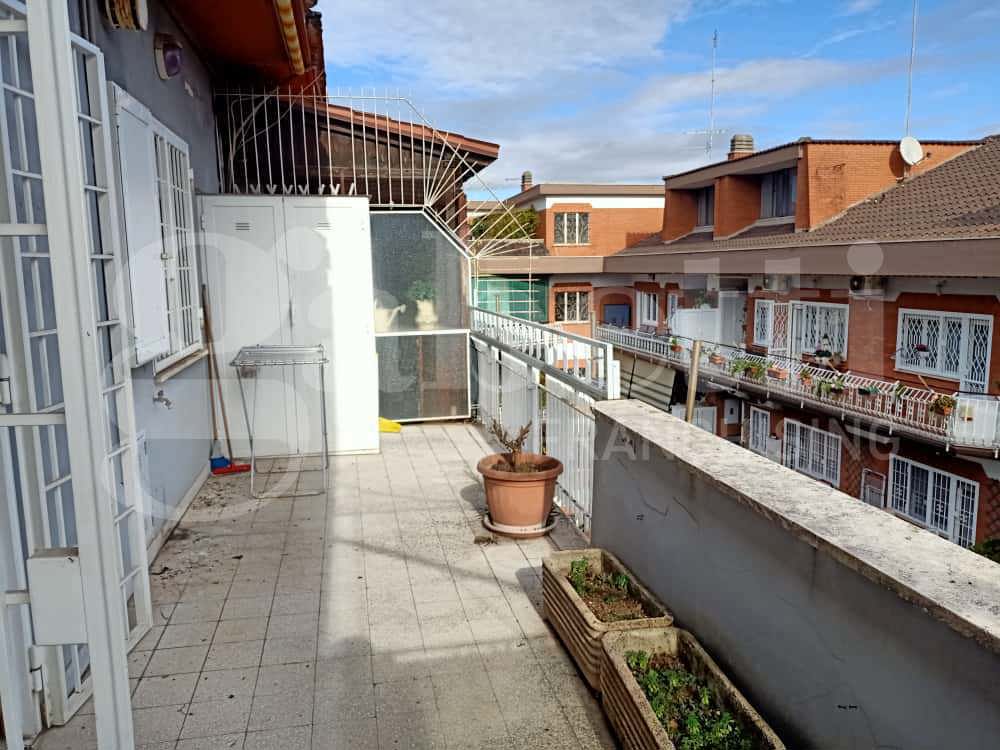 Bilocale arredato in affitto a Roma