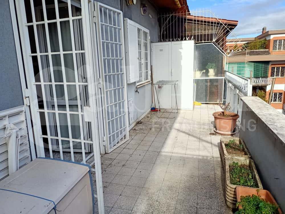 Bilocale arredato in affitto a Roma