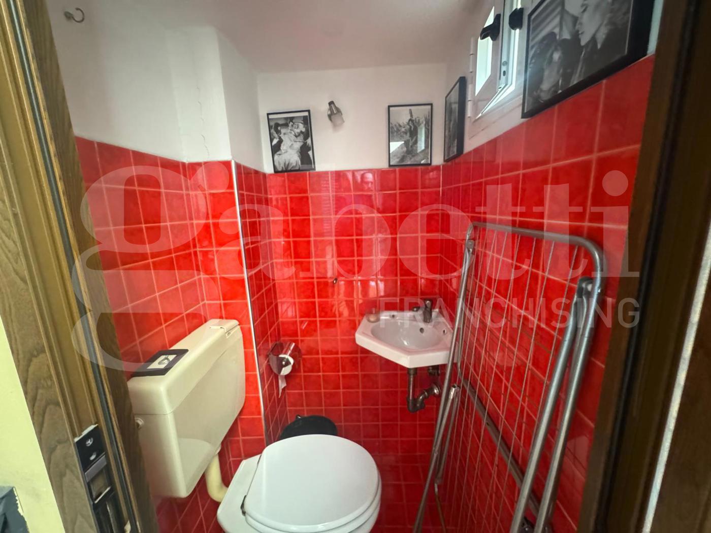 Bilocale arredato in affitto a Roma