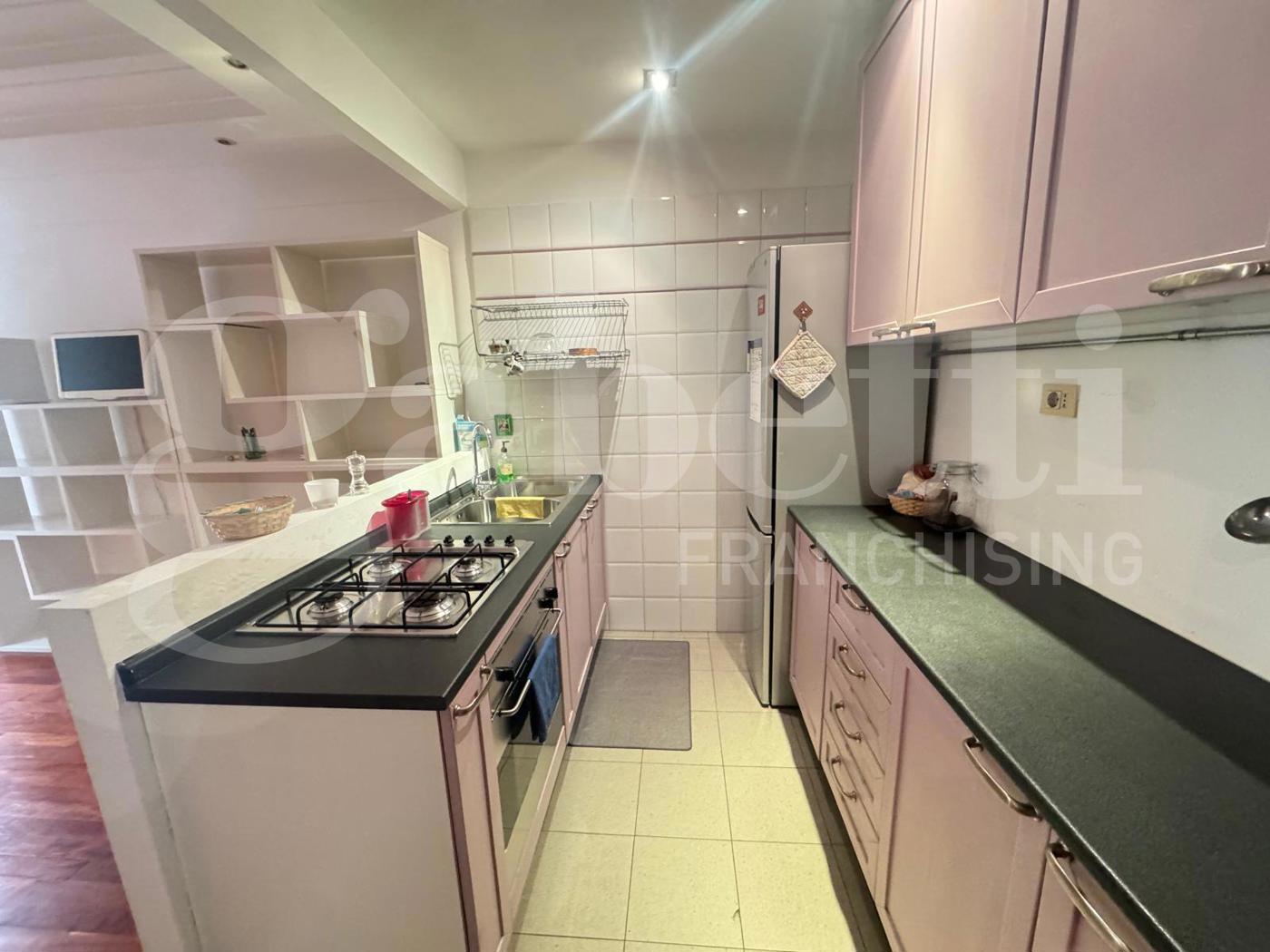 Bilocale arredato in affitto a Roma