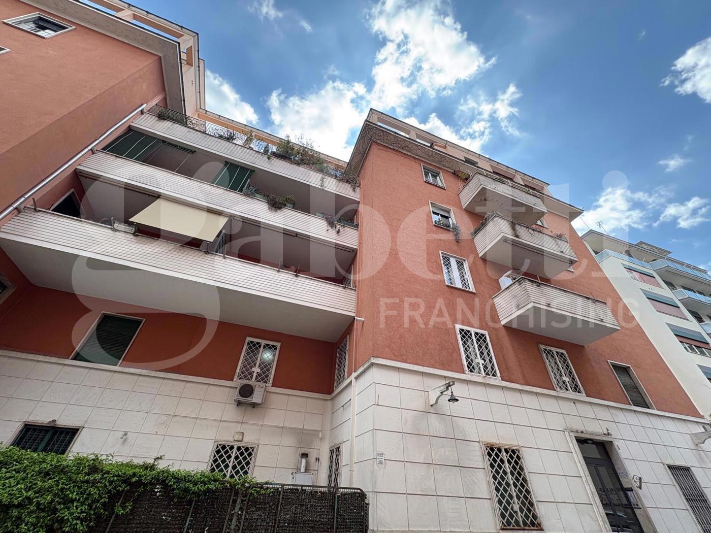 Bilocale con giardino a Roma