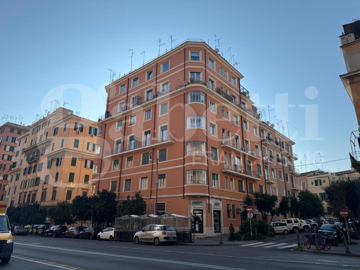 Trilocale in affitto a Roma