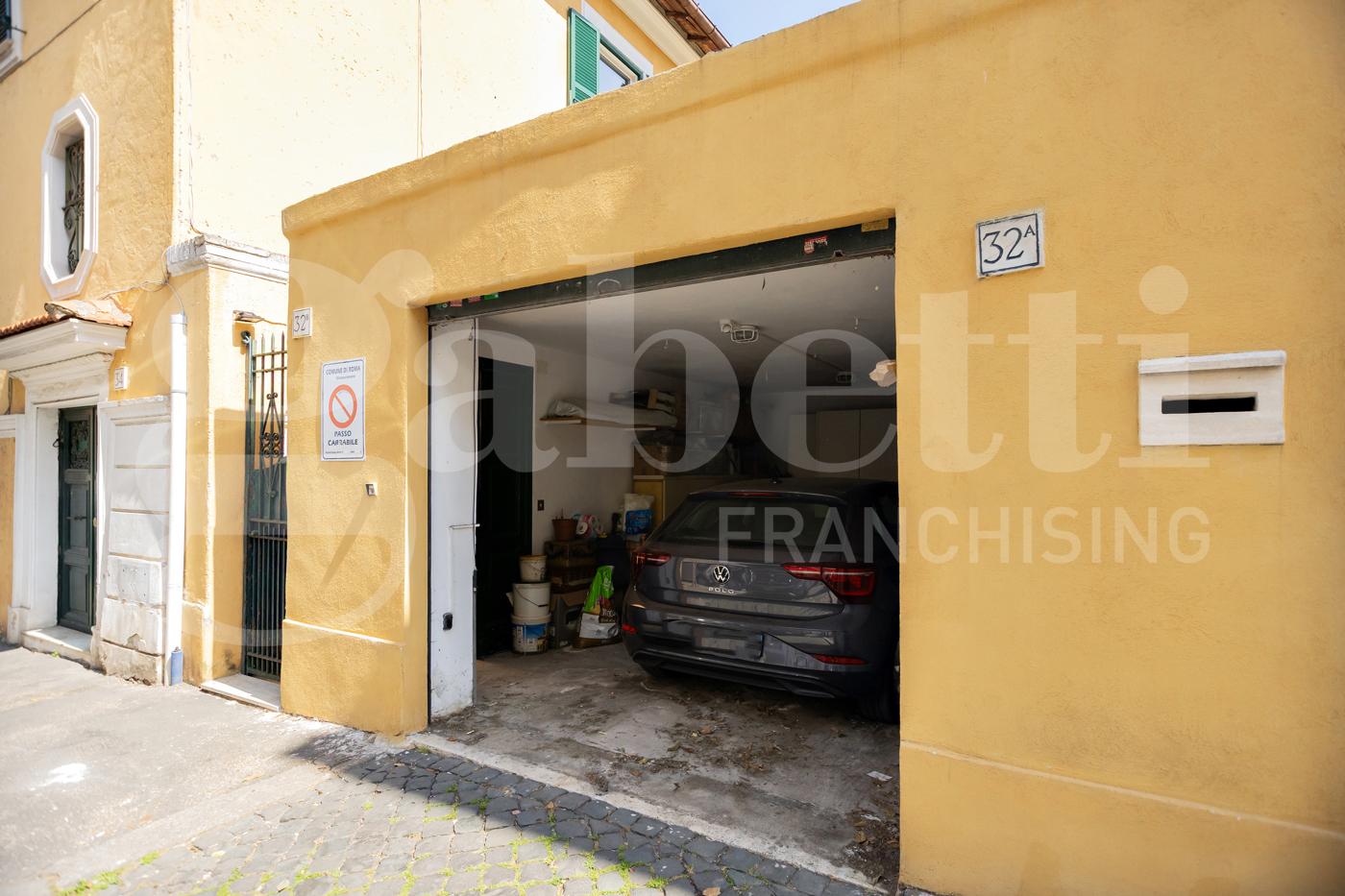 Box/Garage 36mq in vendita a Roma
