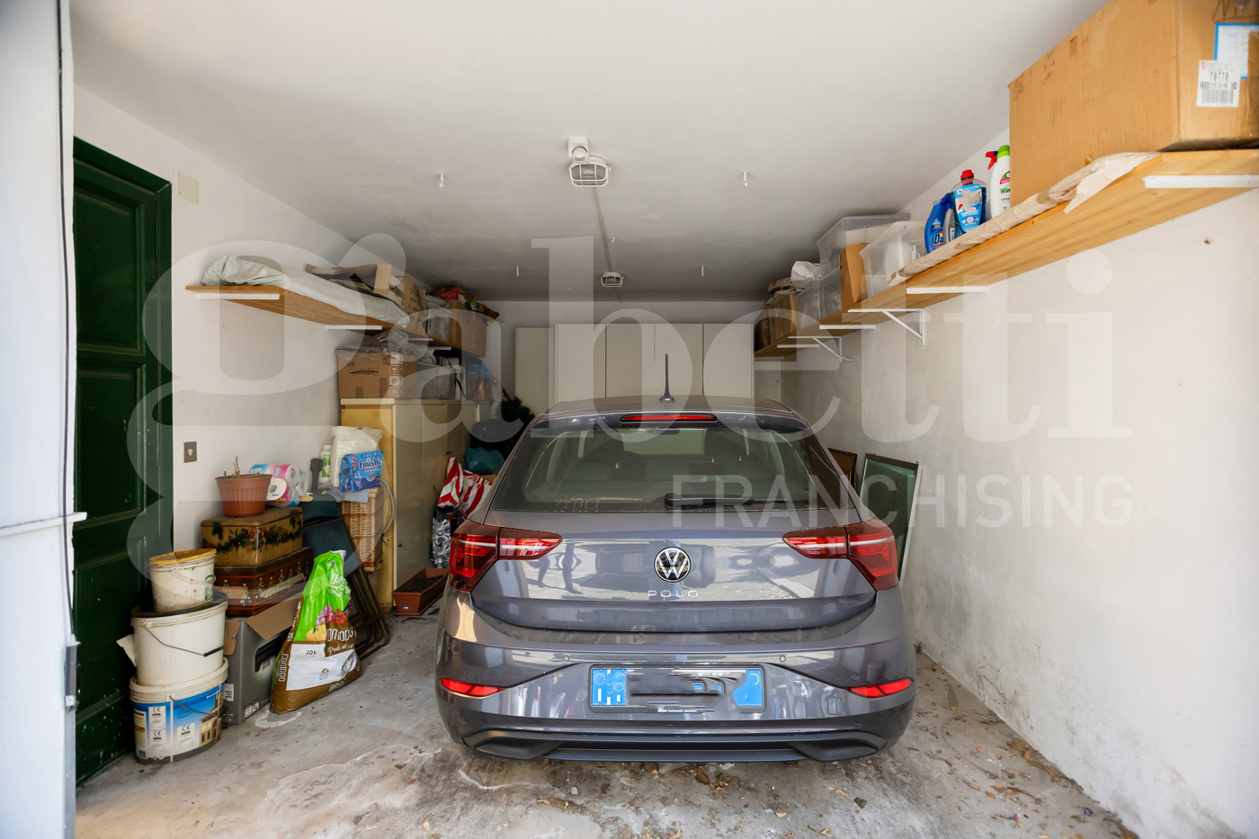 Box/Garage 36mq in vendita a Roma