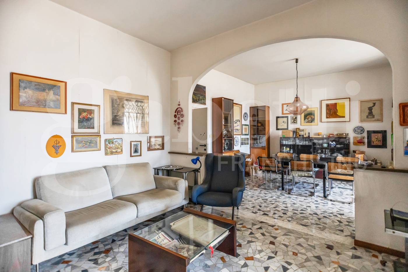 Attico da ristrutturare a Roma