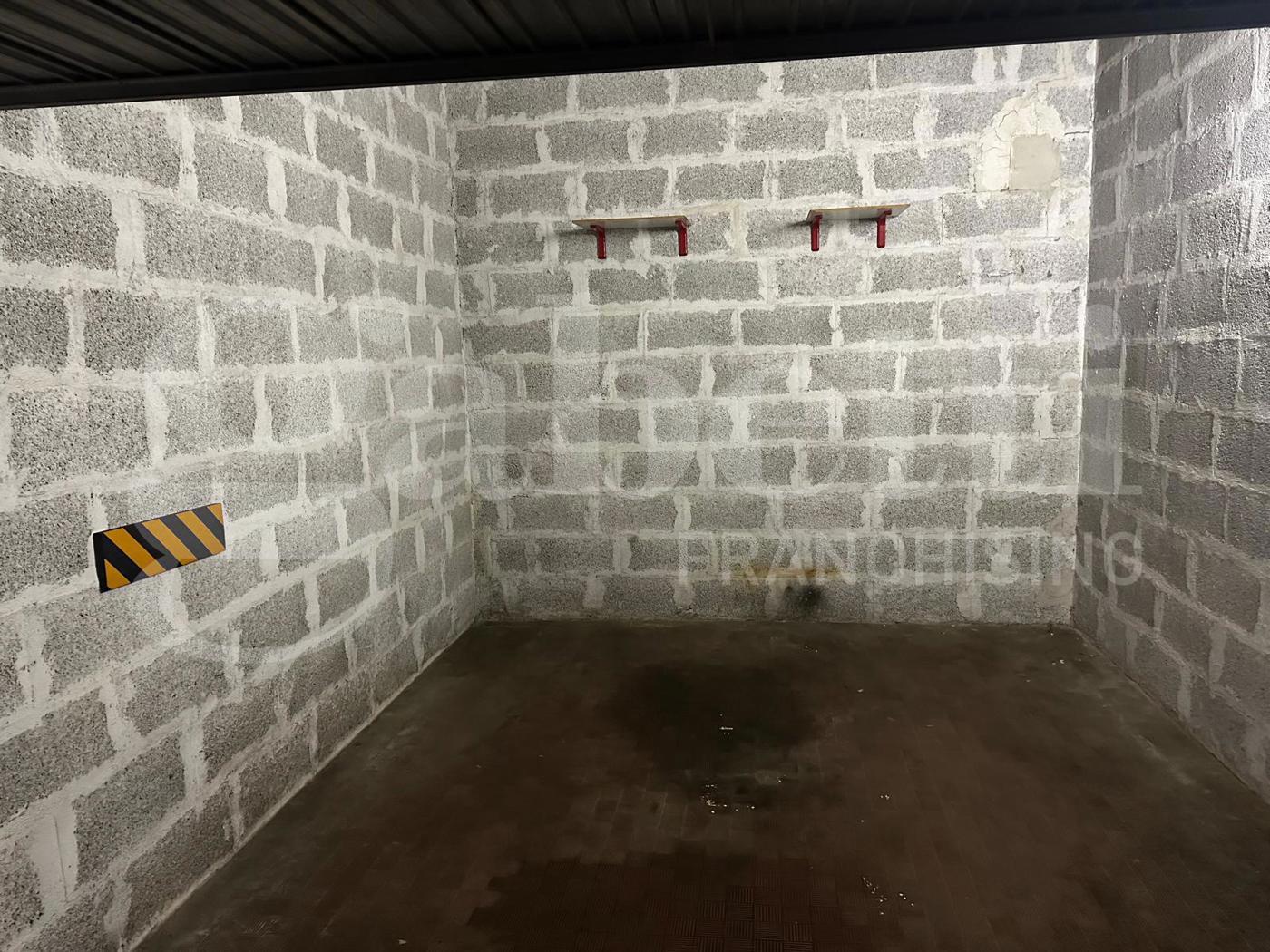 Box/Garage 17mq in affitto a Roma