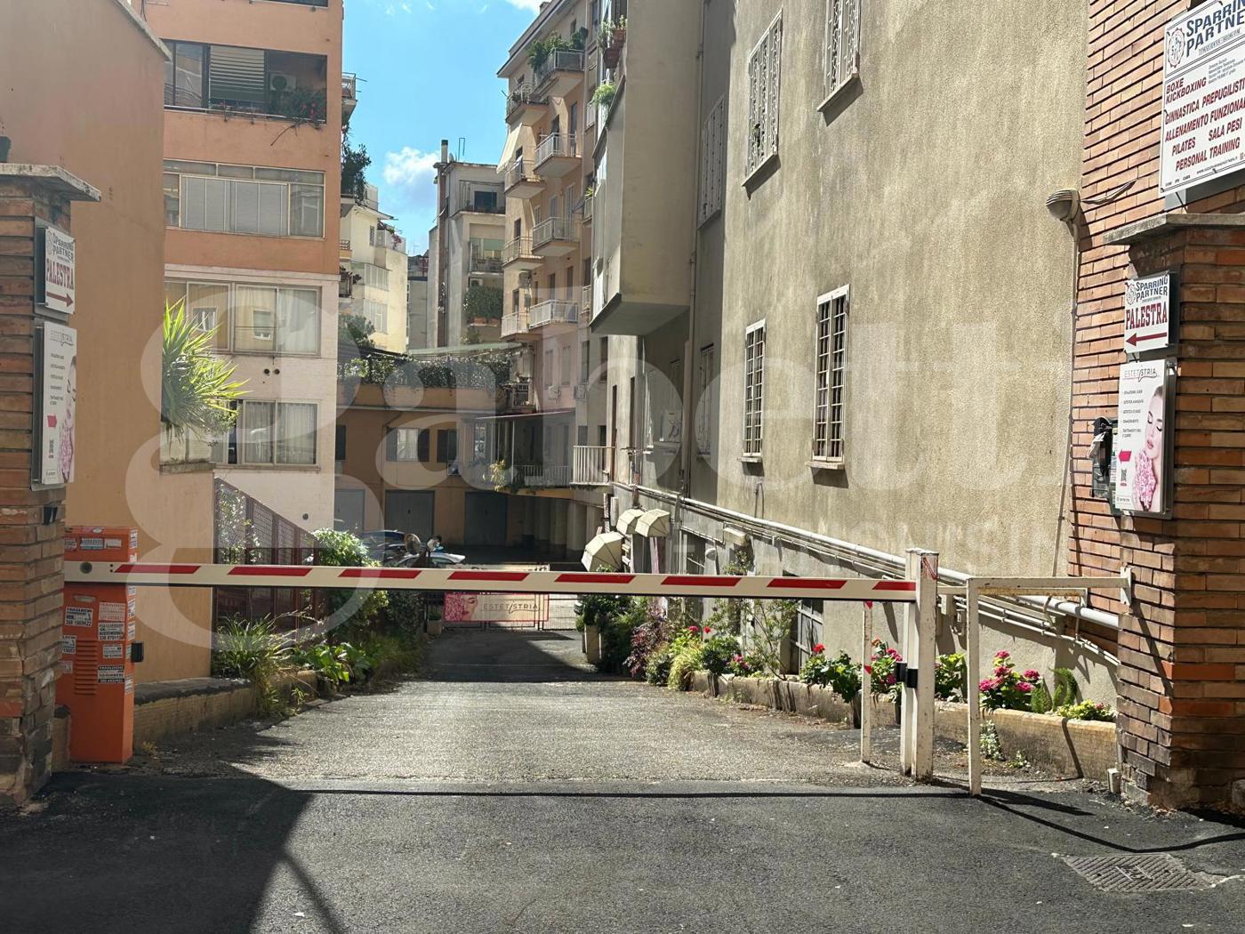 Box/Garage 17mq in affitto a Roma