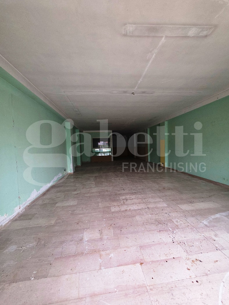 Magazzino in affitto a Castrolibero