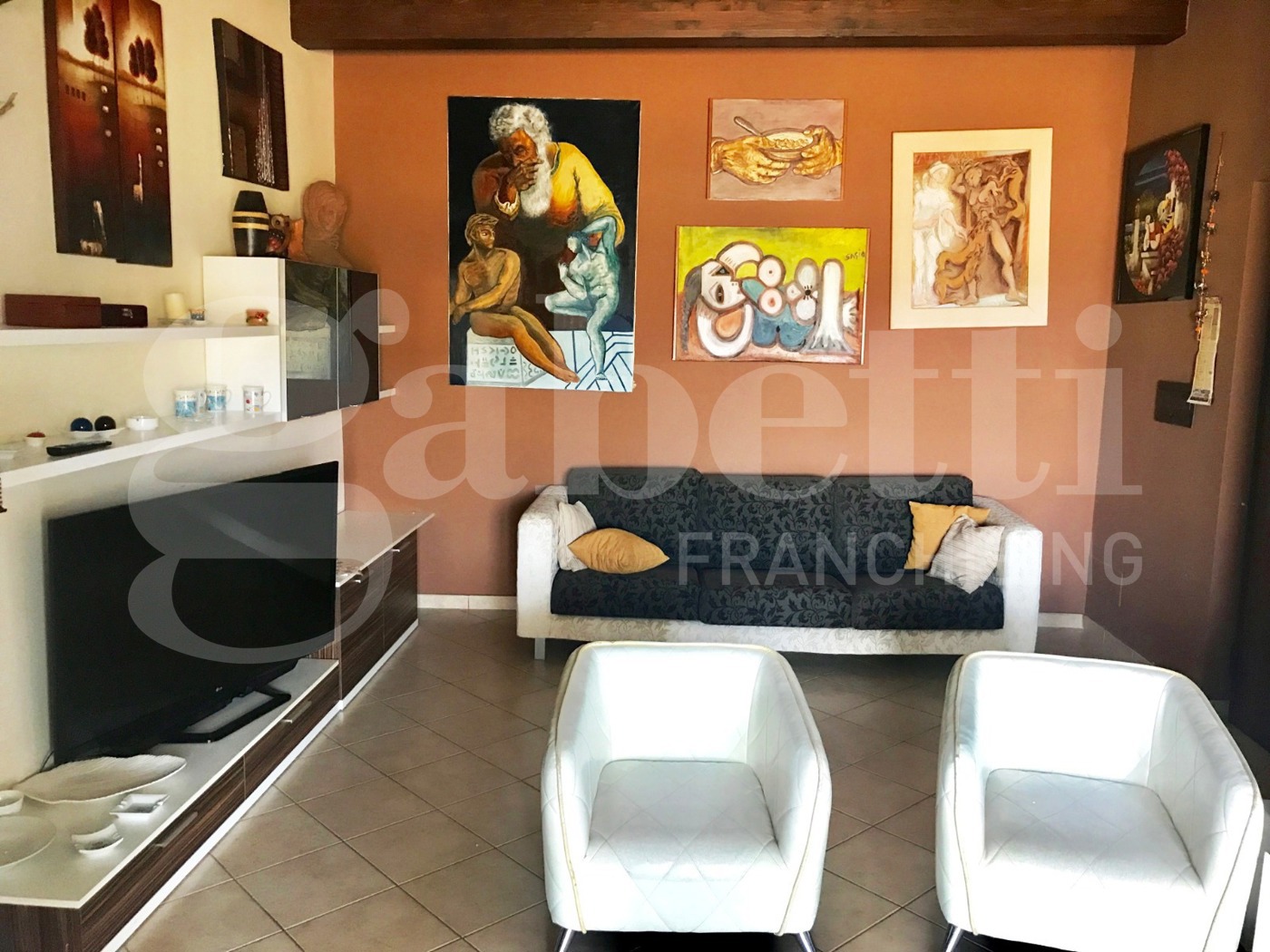 Quadrilocale arredato in affitto a Montalto Uffugo