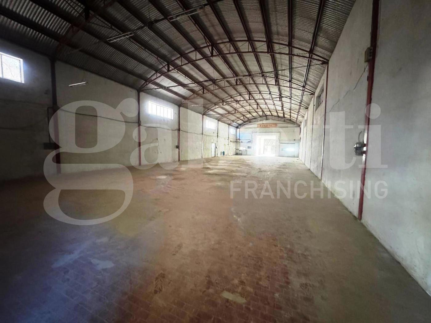 Capannone in affitto a Castrolibero