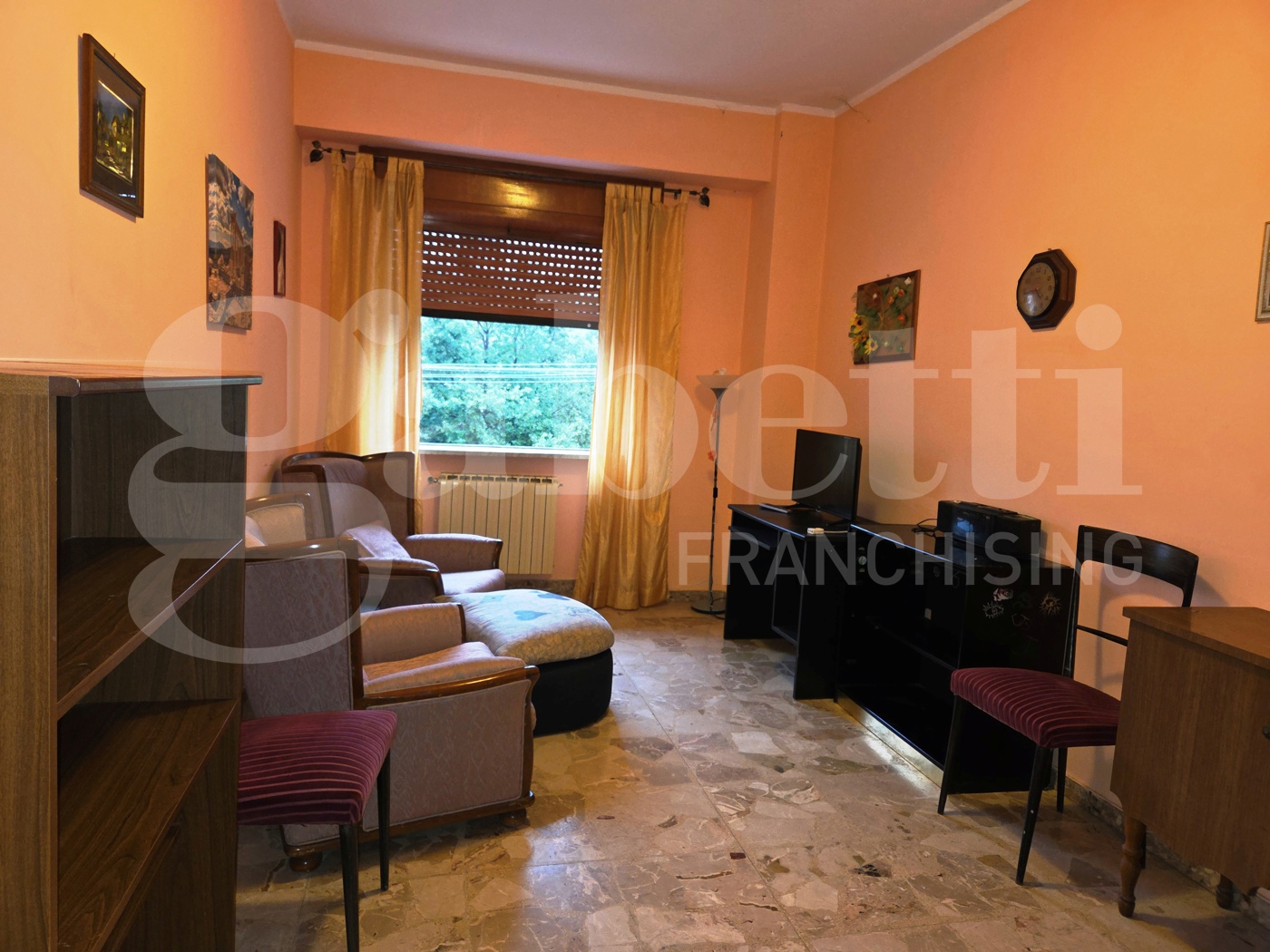 Trilocale arredato in affitto a Marano Marchesato