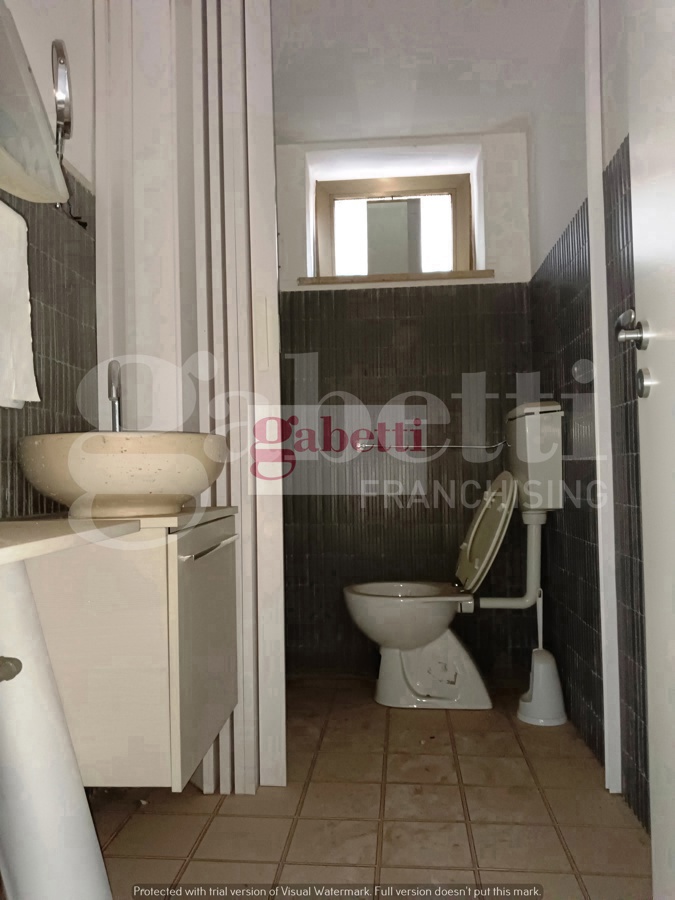 Negozio in affitto a Rende