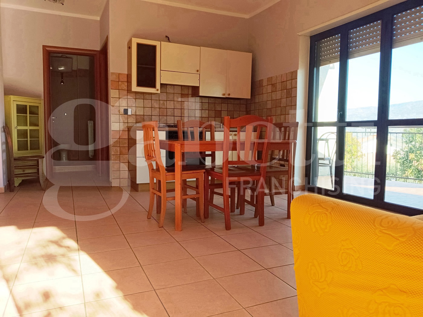 Quadrilocale arredato in affitto a Rende