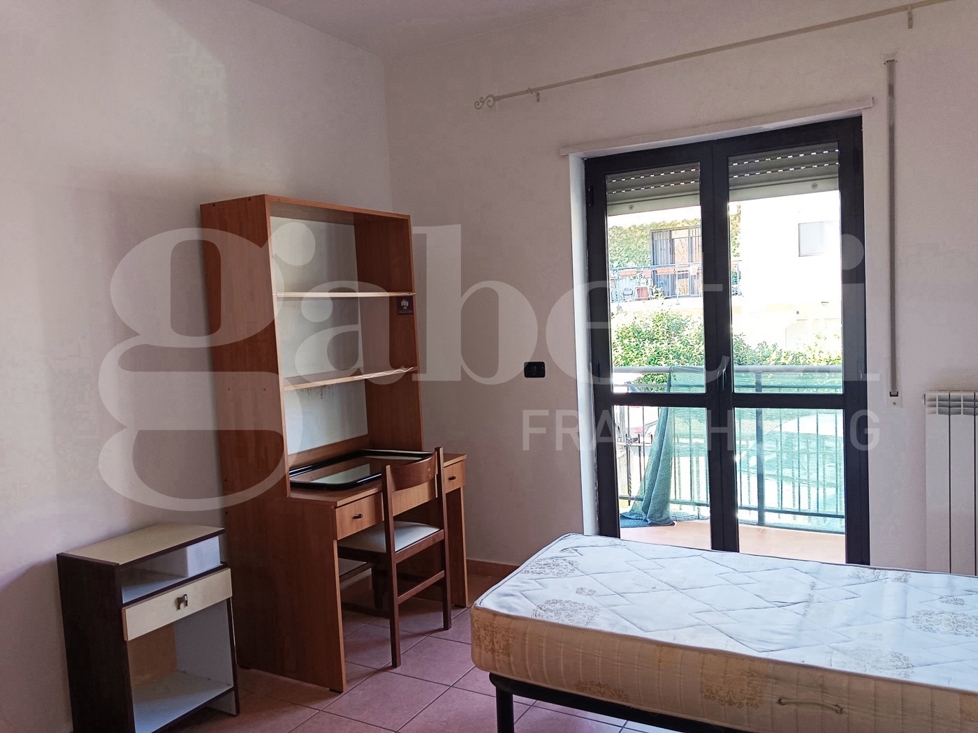 Quadrilocale arredato in affitto a Rende