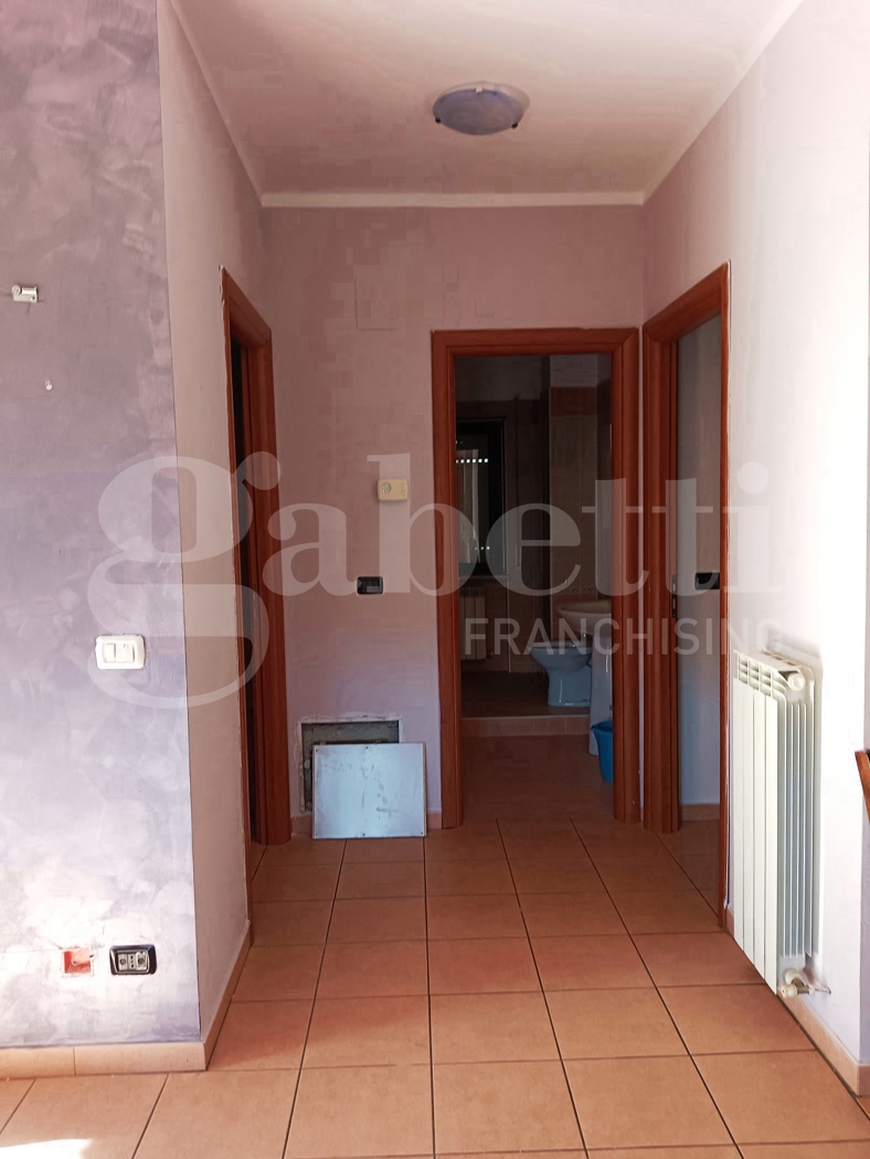 Quadrilocale arredato in affitto a Rende