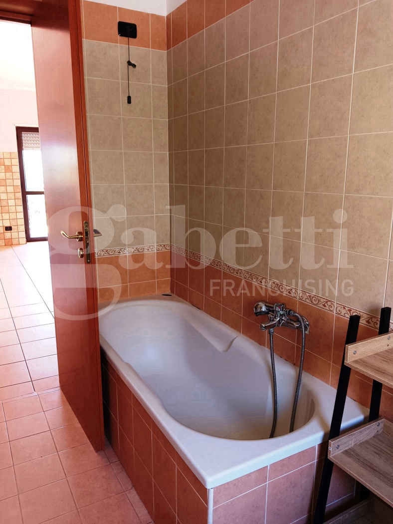 Quadrilocale arredato in affitto a Rende