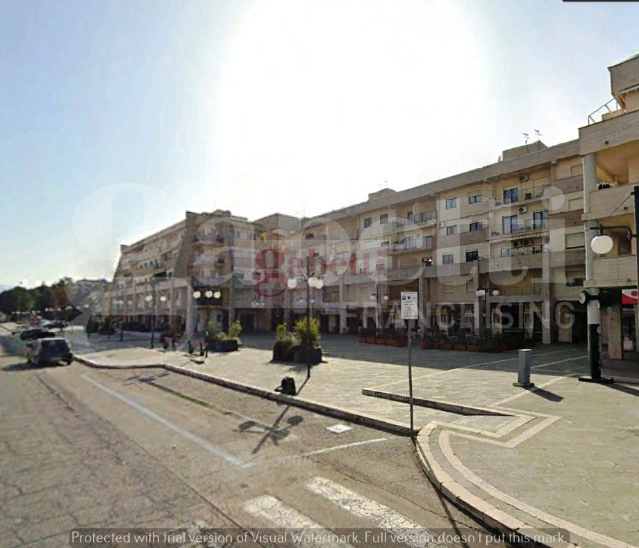 Trilocale arredato in affitto a Rende