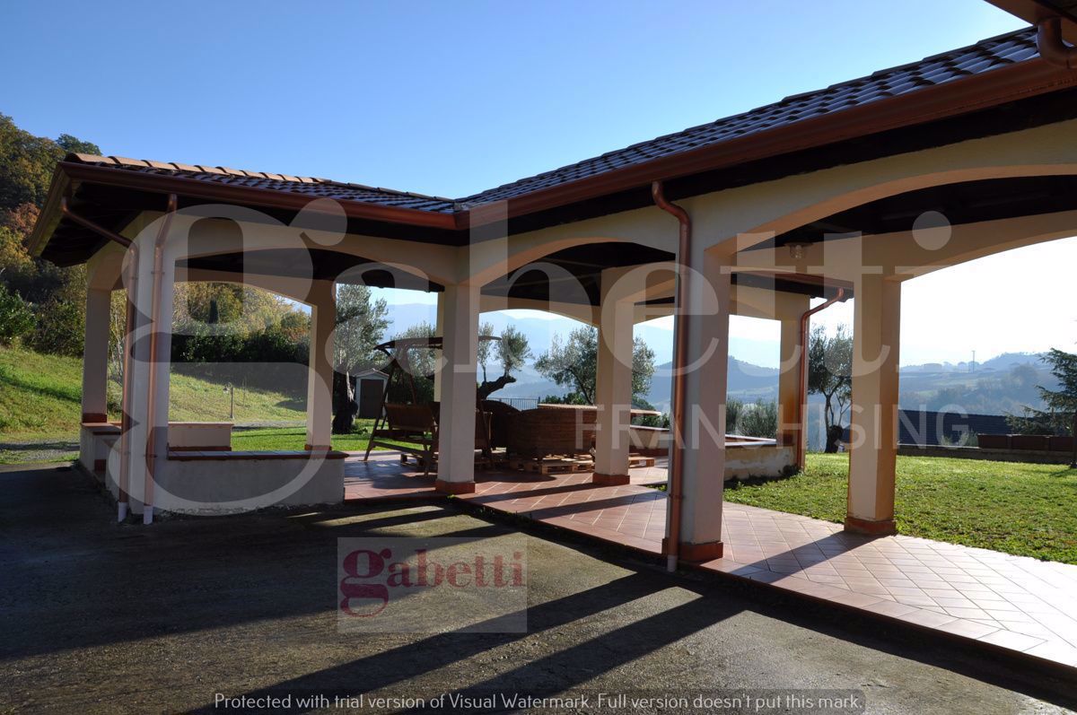 Villa con giardino a Rende