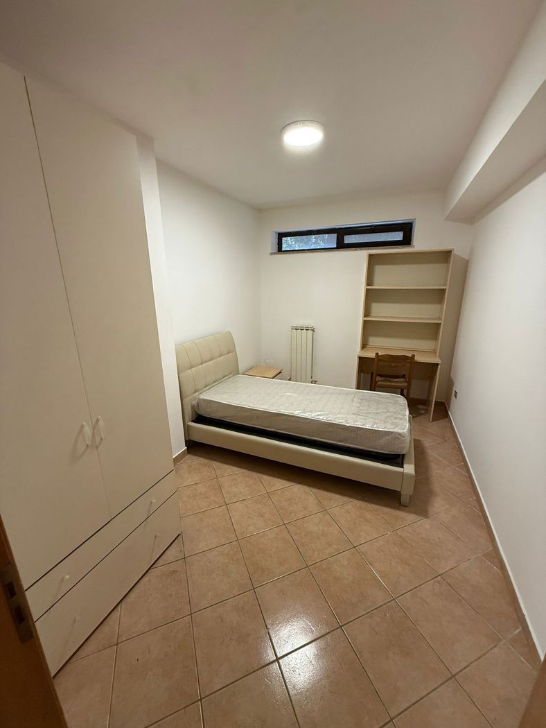 Trilocale arredato in affitto a Rende