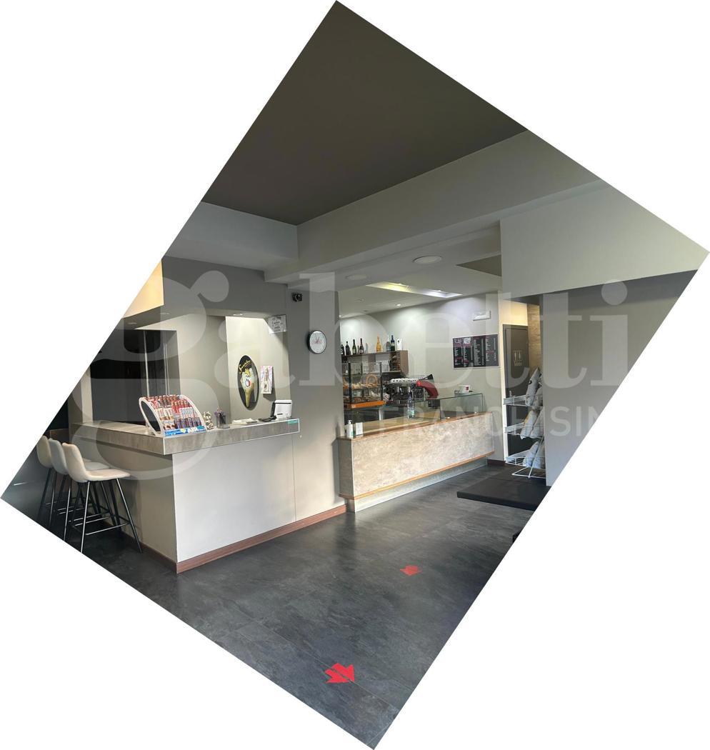 Attivit� commerciale Ristorante e pizzeria in vendita a Rende