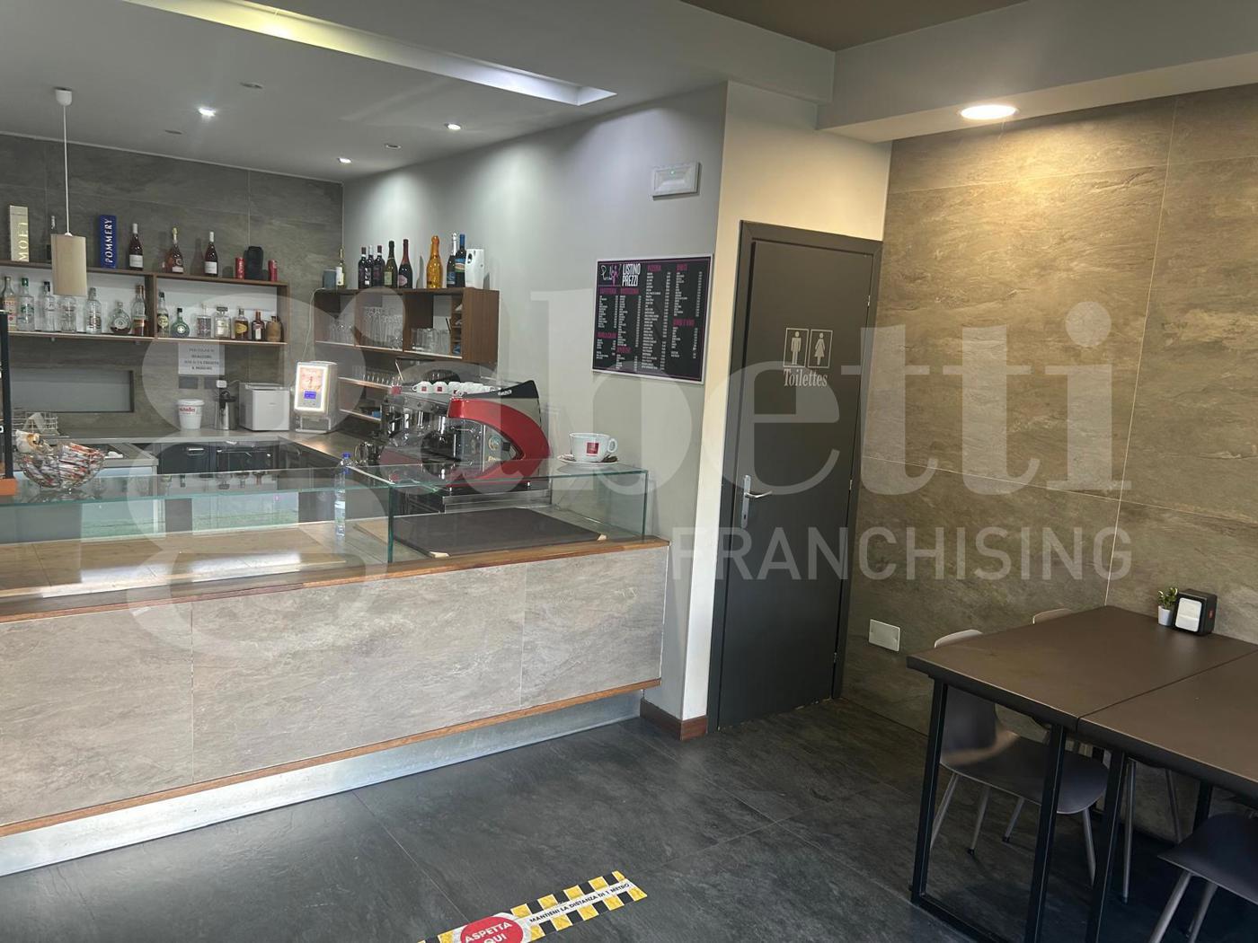 Attivit� commerciale Ristorante e pizzeria in vendita a Rende