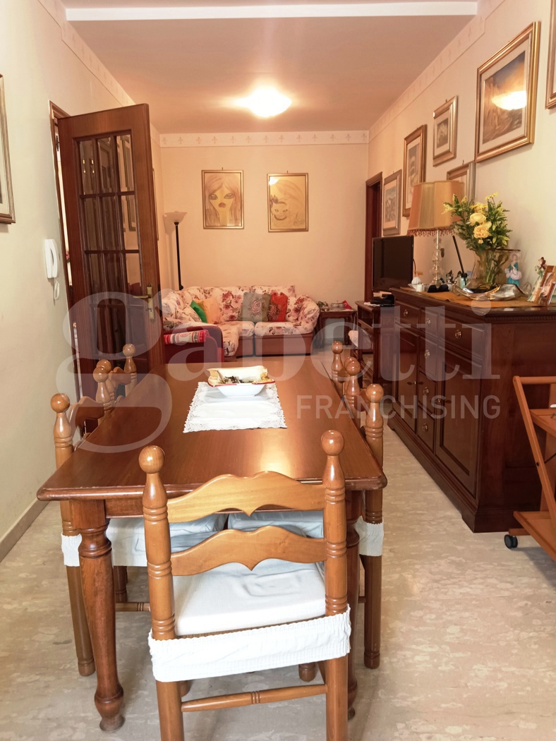 Casa indipendente con giardino a Luzzi