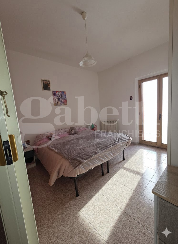 Trilocale arredato in affitto a Rende