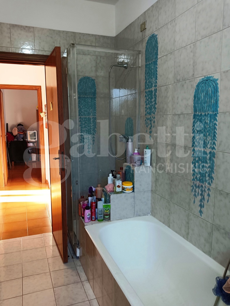 Quadrilocale arredato in affitto a Rende