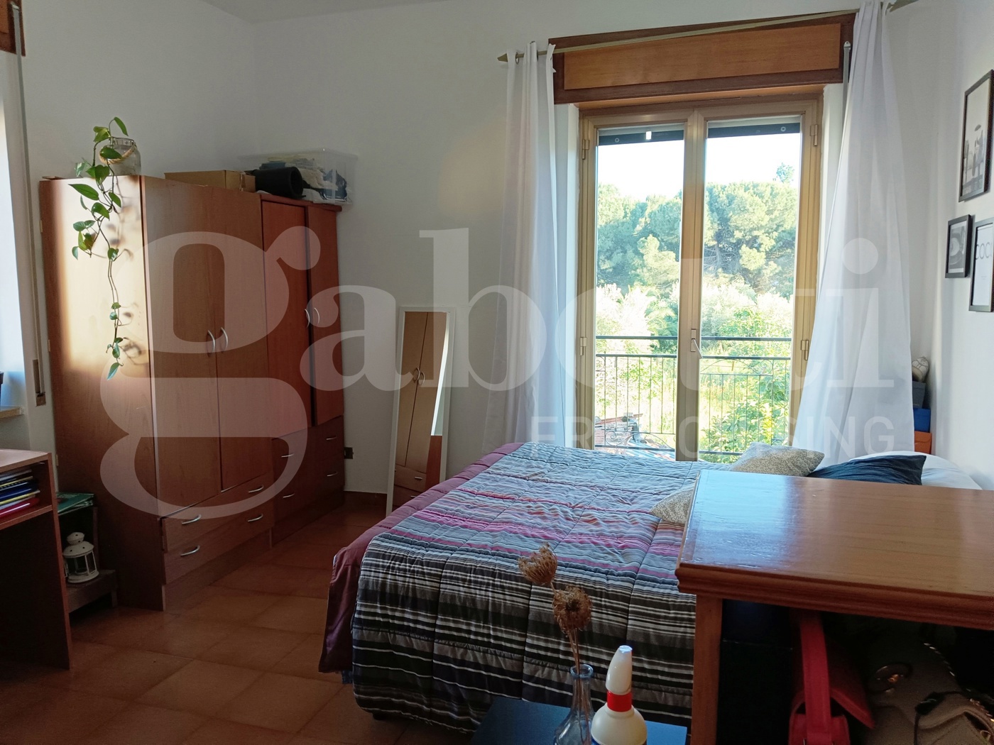 Quadrilocale arredato in affitto a Rende