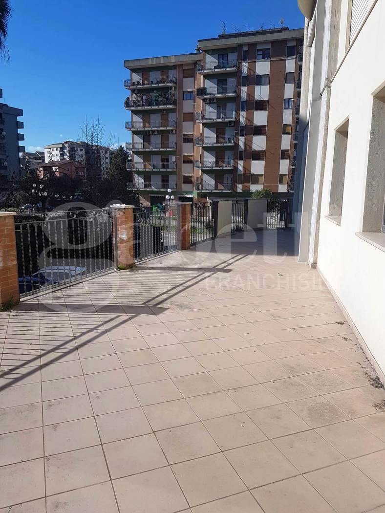 Ufficio in affitto a Rende